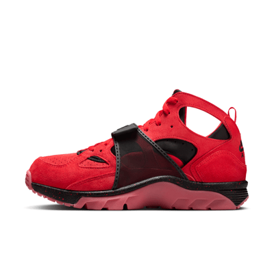 Tenisky Nike Air Trainer Huarache "Challenge Red & Black" | Muži | Sportstyle | 01 | SPORTSHOWROOM