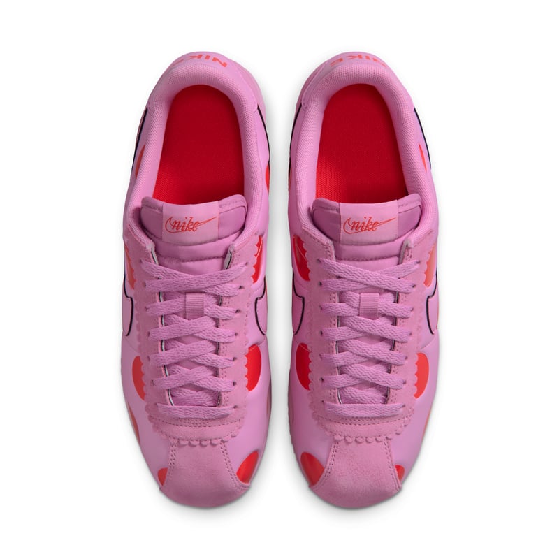 Tenisky Nike Cortez ‘Polka Dots’ "Light Magenta & Bright Crimson" | Ženy | Sportstyle | 04 | SPORTSHOWROOM