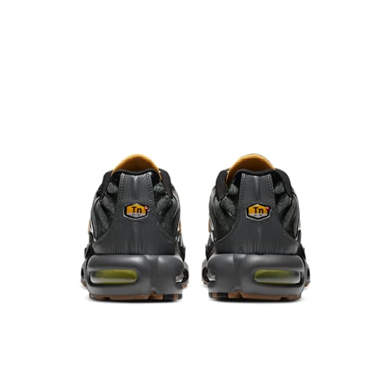 Nike Air Max Plus DC7392-300 06