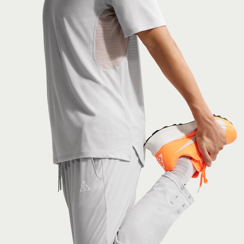 Nike ACG 'Dawn Range' Dri-FIT Pants "Grey Fog" | Men | Outdoor | 04 | SPORTSHOWROOM