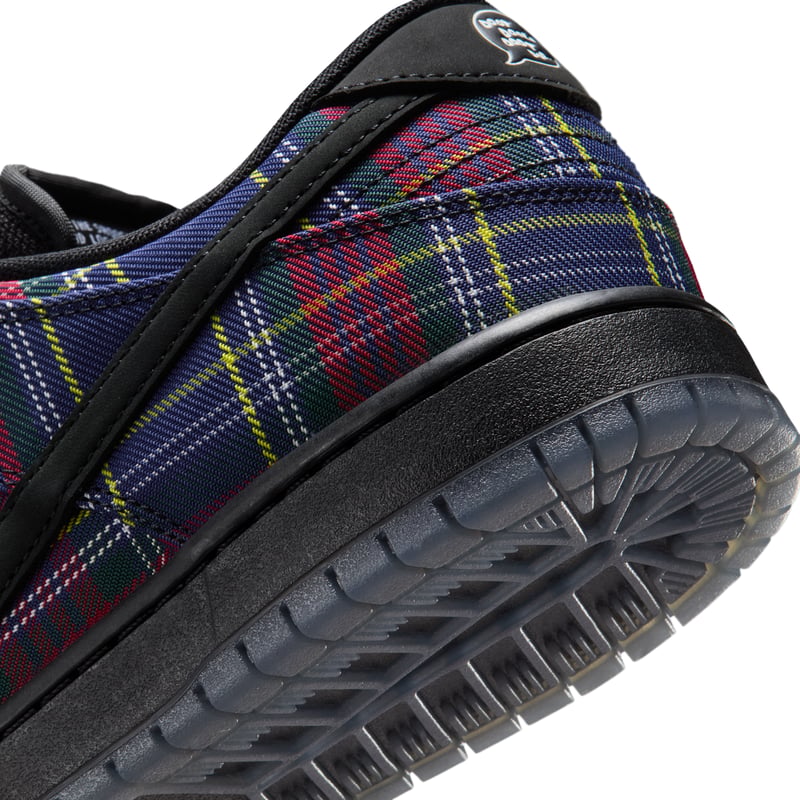 Nike SB Dunk Low Pro x Nardwuar skate shoes "Tartan" | Men | Skateboarding | 08 | SPORTSHOWROOM