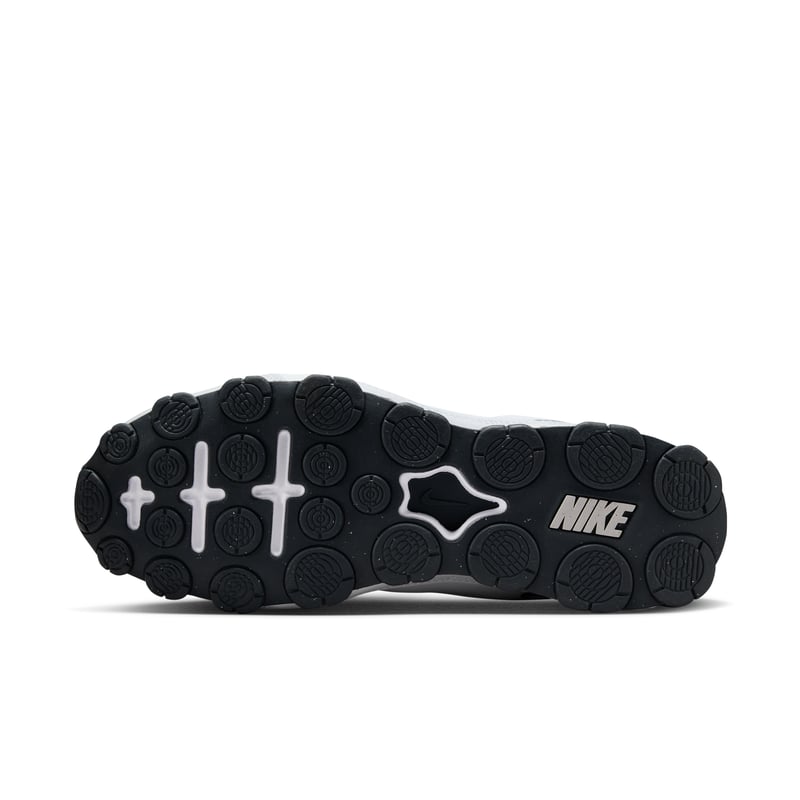 Nike Reax 8 TR 621716-108 02