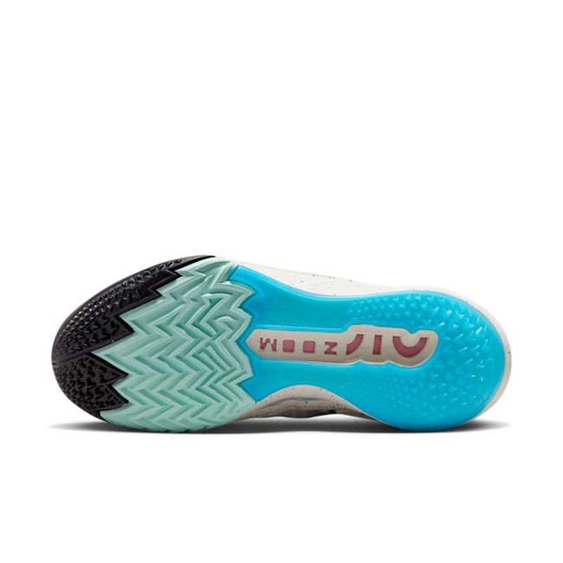 Nike G.T. Cut 2 DJ6015-104 02