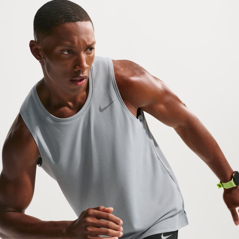 Nike Miler Dri-FIT Tanktop "Grey Fog & Particle Grey" | Heren | Hardlopen | 03 | SPORTSHOWROOM