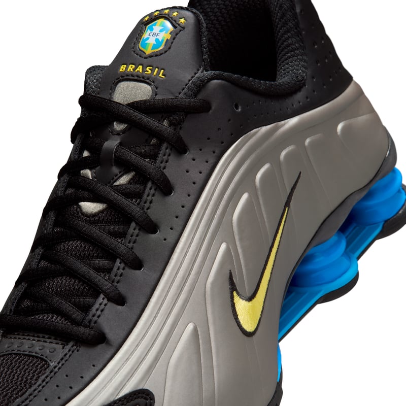 Nike Shox R4 IO8134-001 07