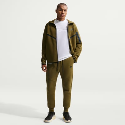 Nike Tech Fleece HV0959-368 01