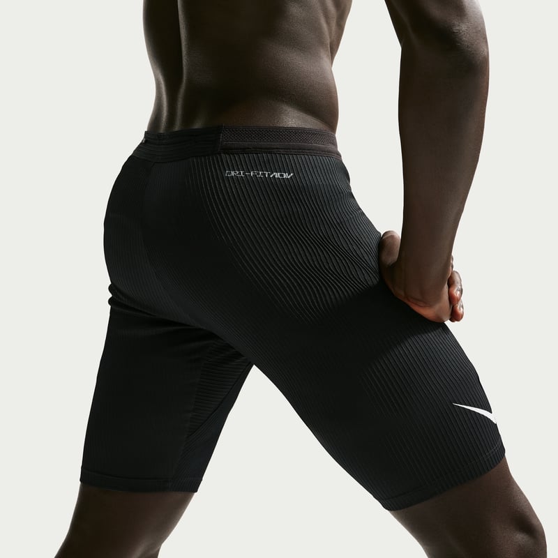 Nike AeroSwift Dri-FIT ADV FN3369-011 03