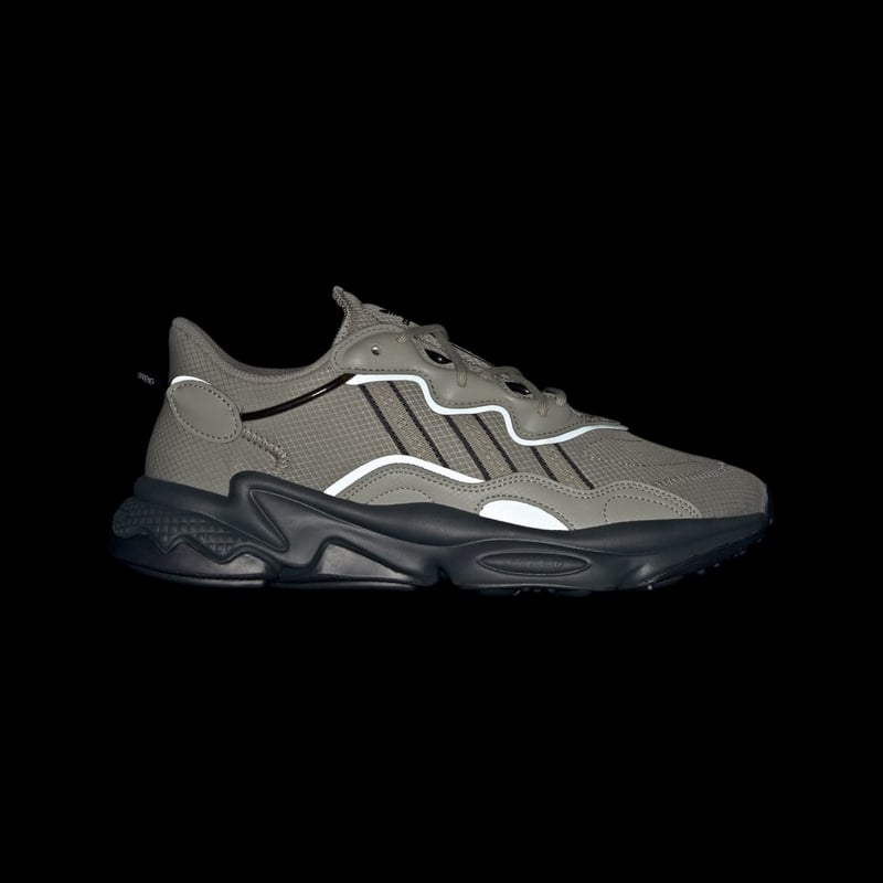 adidas OZWEEGO JI2641 02