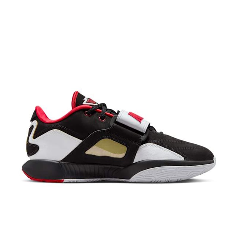 Nike LeBron 21 HQ3480-001 03