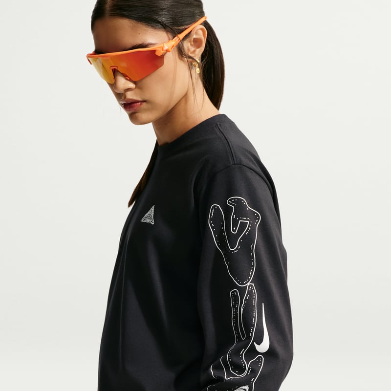 Nike ACG Dri-FIT Shirt "Black" | Women | | 02 | SPORTSHOWROOM