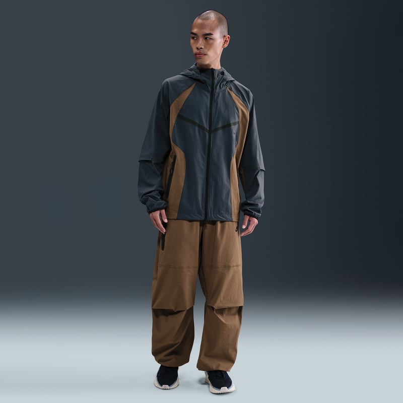 Nike Tech Woven Oversized HM7158-235 01