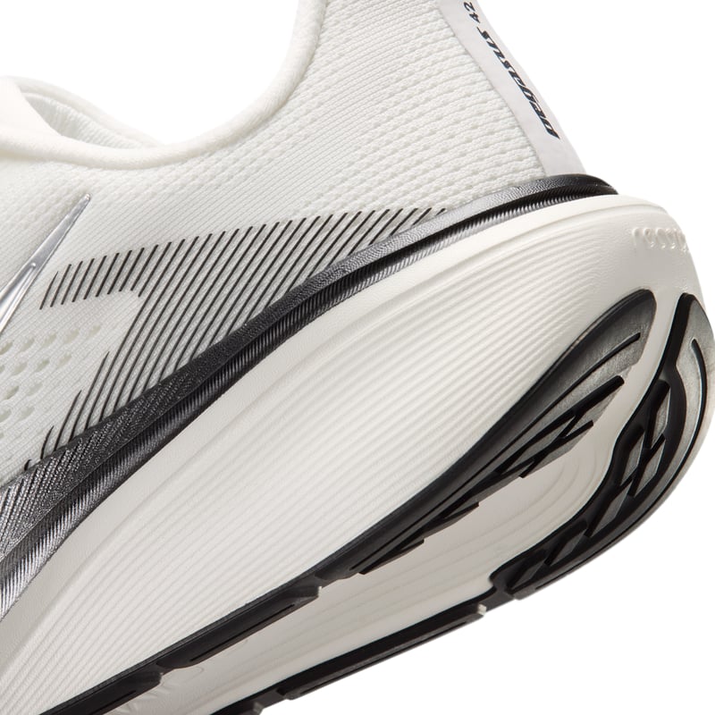 Nike Pegasus 42 runners "Summit White & Sail" | Women | Running | 08 | SPORTSHOWROOM