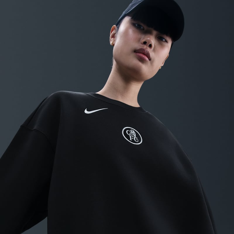 Nike Chelsea F.C. Phoenix Fleece Third Total 90 Oversized Crew-Neck Sweater "Black & Field Silver" | Women | Football | 03 | SPORTSHOWROOM