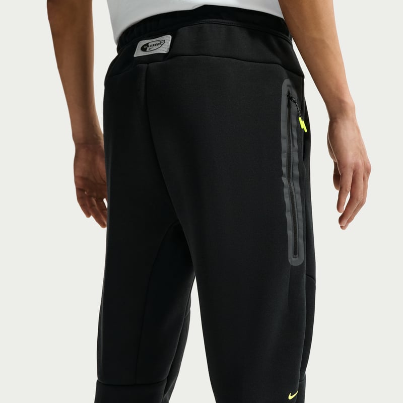 Nike Tech Fleece IQ1012-010 03