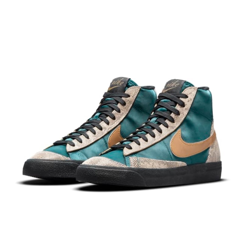 Nike Blazer Mid '77 DM6176-393 05
