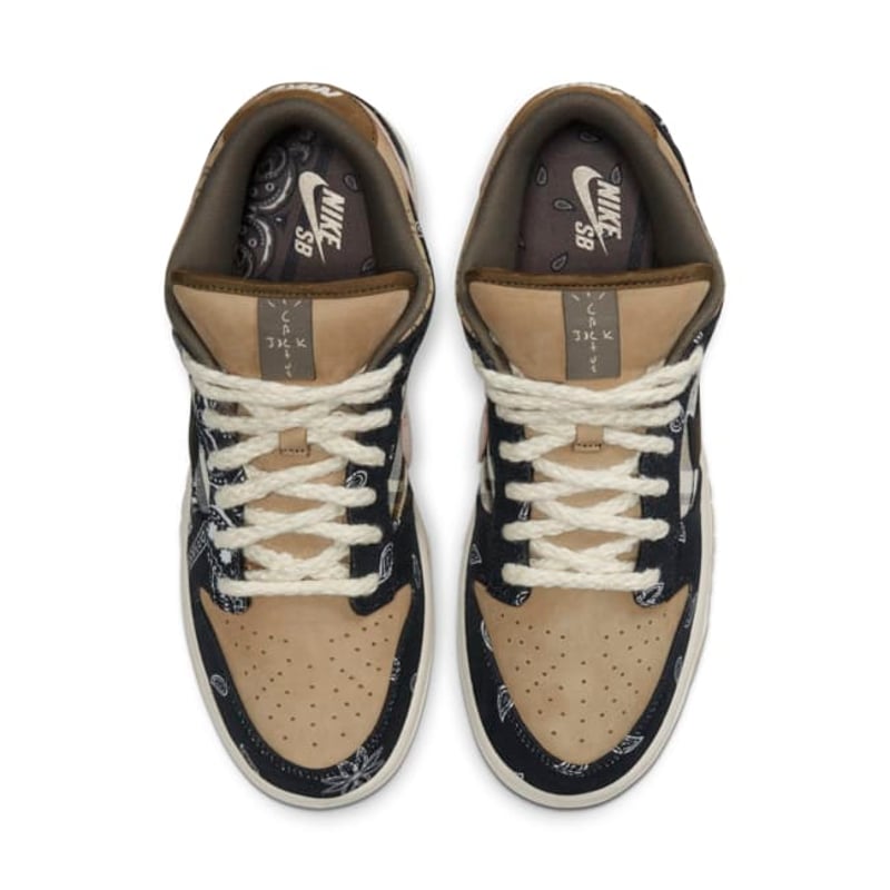 Nike SB Dunk Low Premium QS x Travis Scott CT5053-001 04