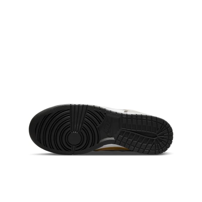 Nike Dunk Low Scrap DX6058-101 02