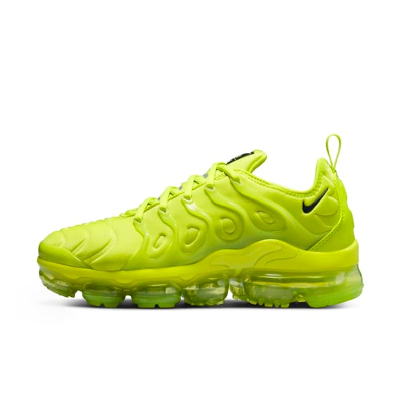 Nike Air VaporMax Plus DX1784-300 01