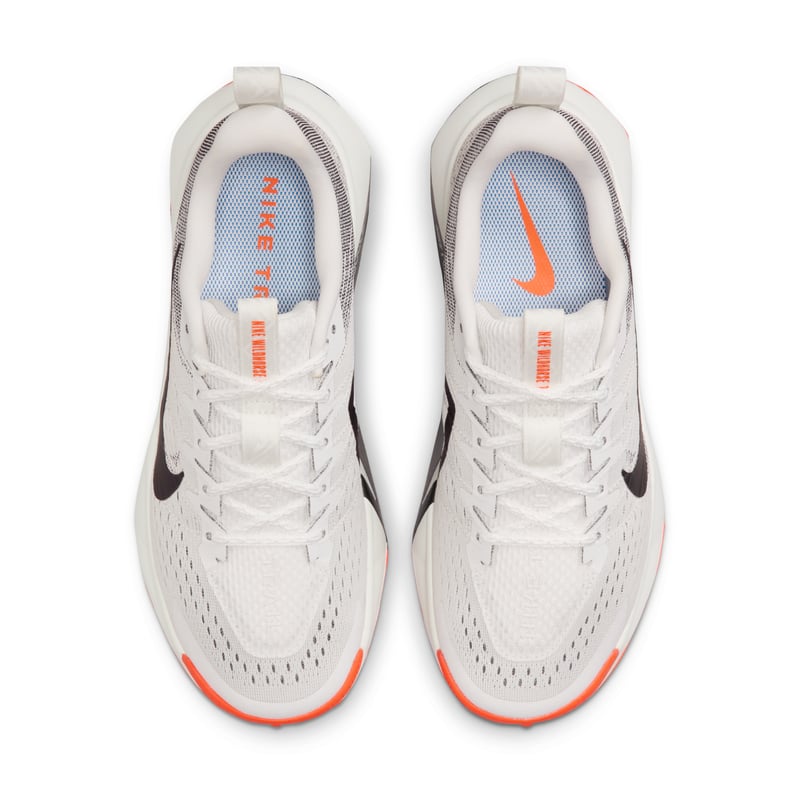 Nike Wildhorse 10 trail runners "Summit White & Safety Orange" | Women | Outdoor | 04 | SPORTSHOWROOM