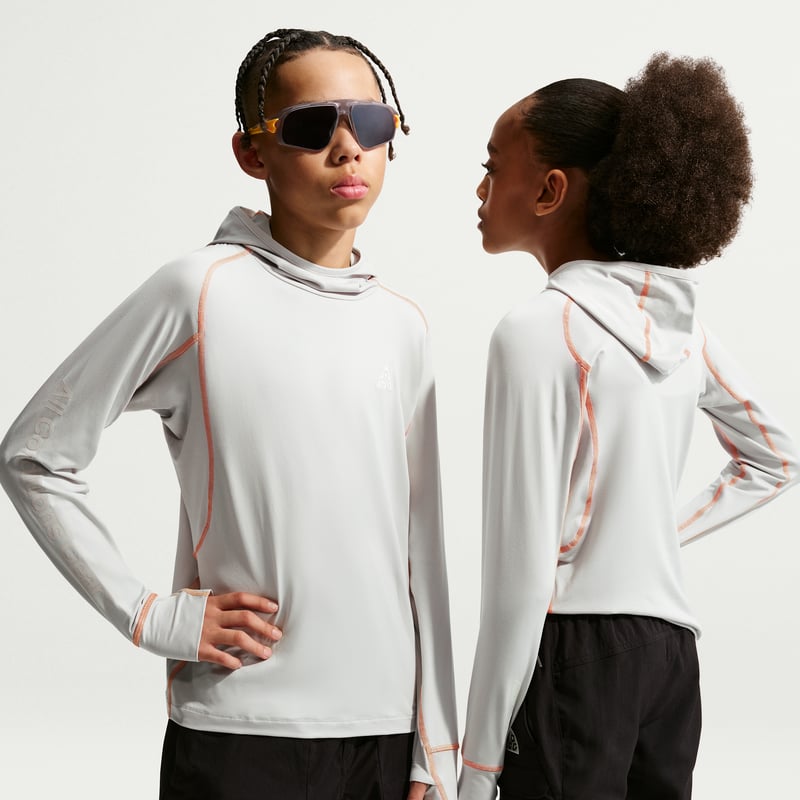 Nike ACG UV Long-Sleeve IF1707-078 01