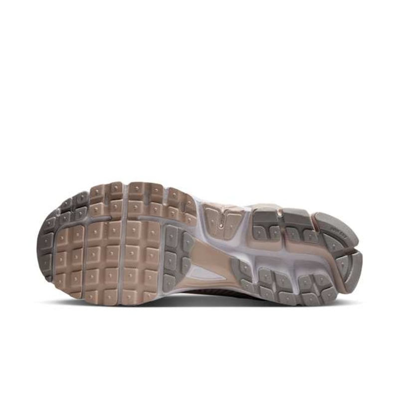 Nike Zoom Vomero 5 HF1553-101 02