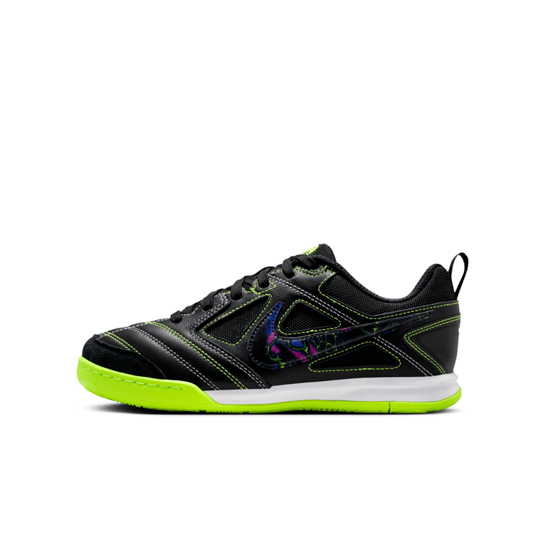Nike Gato SE