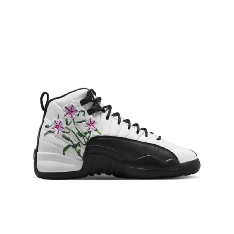 Jordan 12 Retro DR6956-100 03