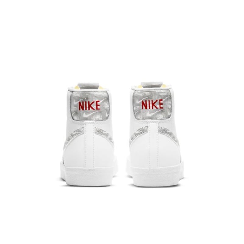 Nike Blazer Mid '77 DH3985-100 06