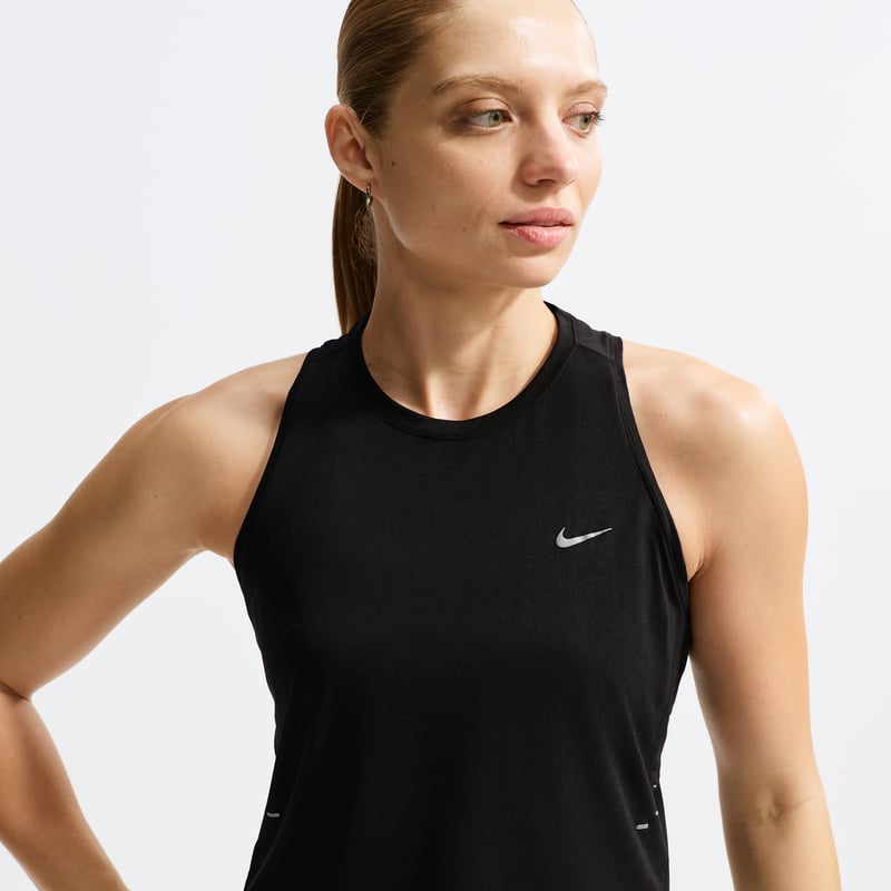 Nike Swift Breathe Dri-FIT IF1486-010 01