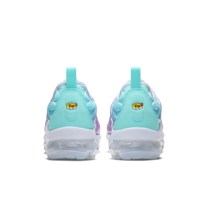 Nike Air VaporMax Plus CW5593-700 06