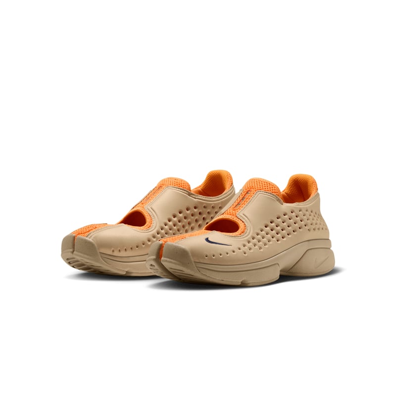 Nike Air Rift 2 sneakers "Vivid Orange & Yukon Tan" | Kvinnor | Sportstyle | 06 | SPORTSHOWROOM