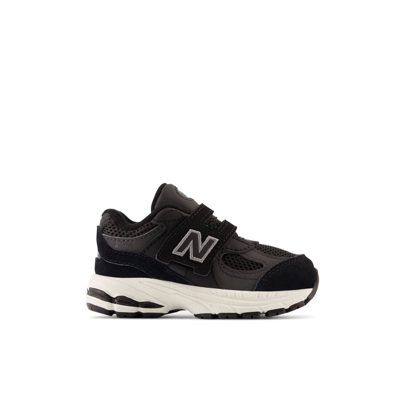 New Balance 2002 Hook & Loop IV2002BK 01