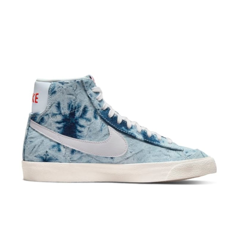 Nike Blazer Mid '77 DV2182-900 03