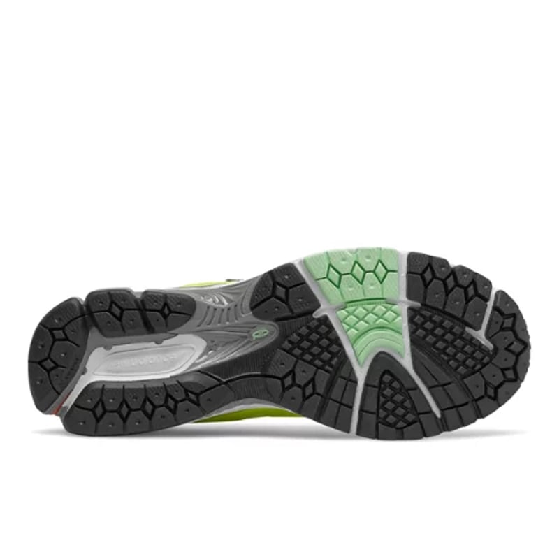 New Balance 2002R M2002RLC 04