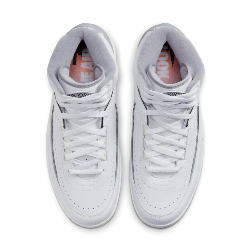 Jordan 2 Retro DR8884-100 04