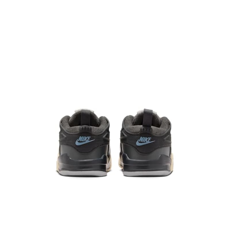 Jordan 4 RM FQ7937-002 06