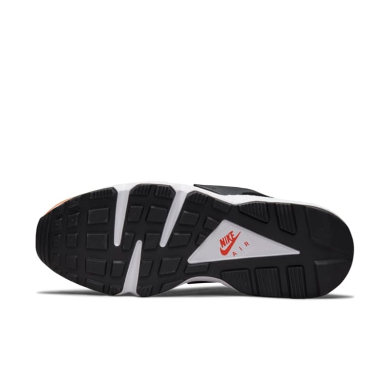 Nike Air Huarache DO6694-800 02