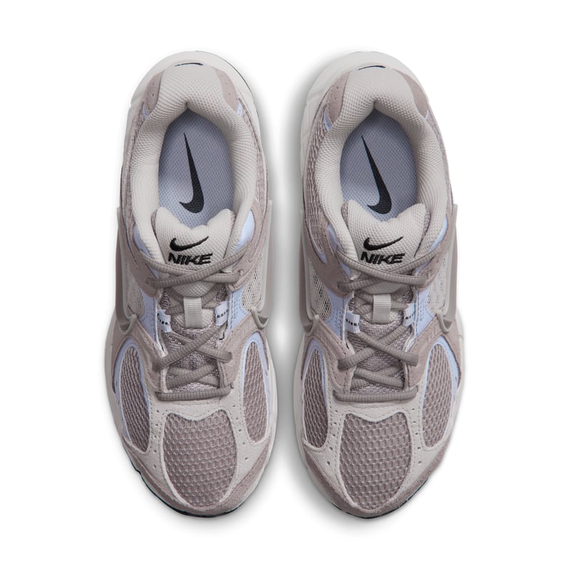 Sneakersy Nike V5 RNR Suede "Enigma Stone & Palest Purple" | Kobiety | Sportstyle | 04 | SPORTSHOWROOM