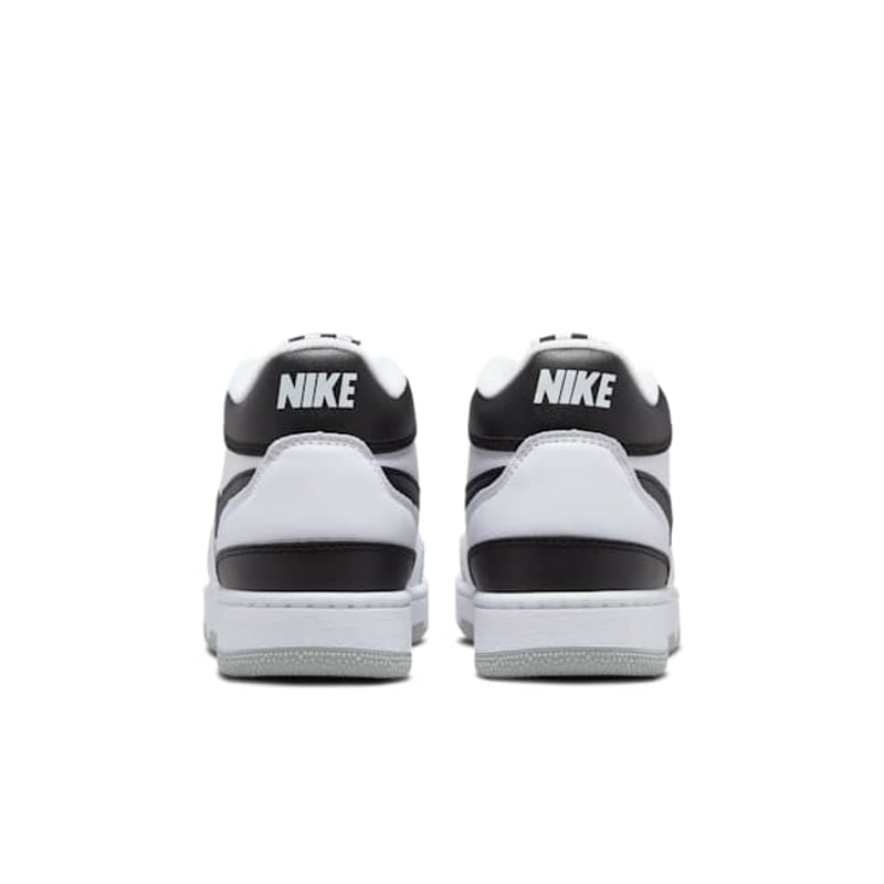 Nike Attack FB8938-101 06