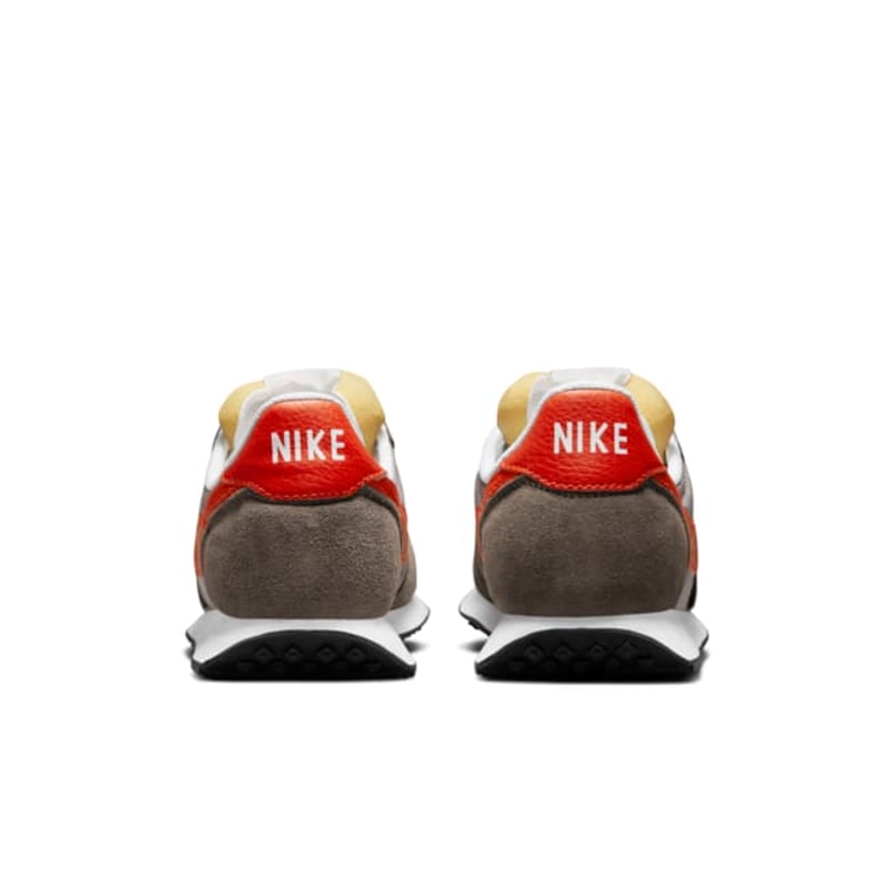 Nike Waffle Trainer 2 DH1349-002 06
