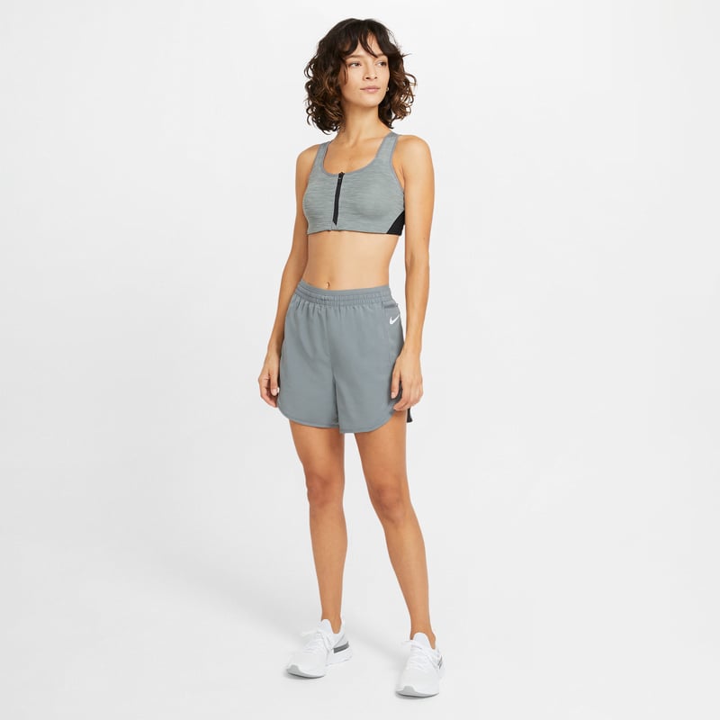 Nike Tempo Luxe Shorts "Smoke Grey" | Kvinnor | Löpning | 07 | SPORTSHOWROOM
