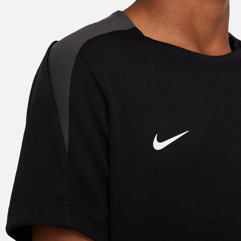 Nike Strike Dri-FIT FN8407-010 04