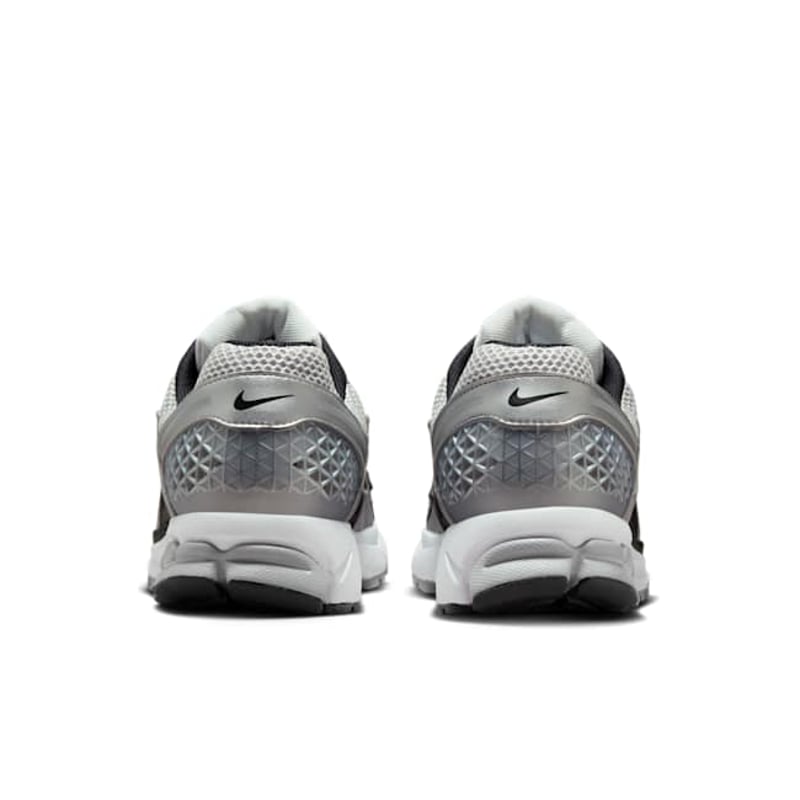 Nike Zoom Vomero 5 FJ4151-004 06
