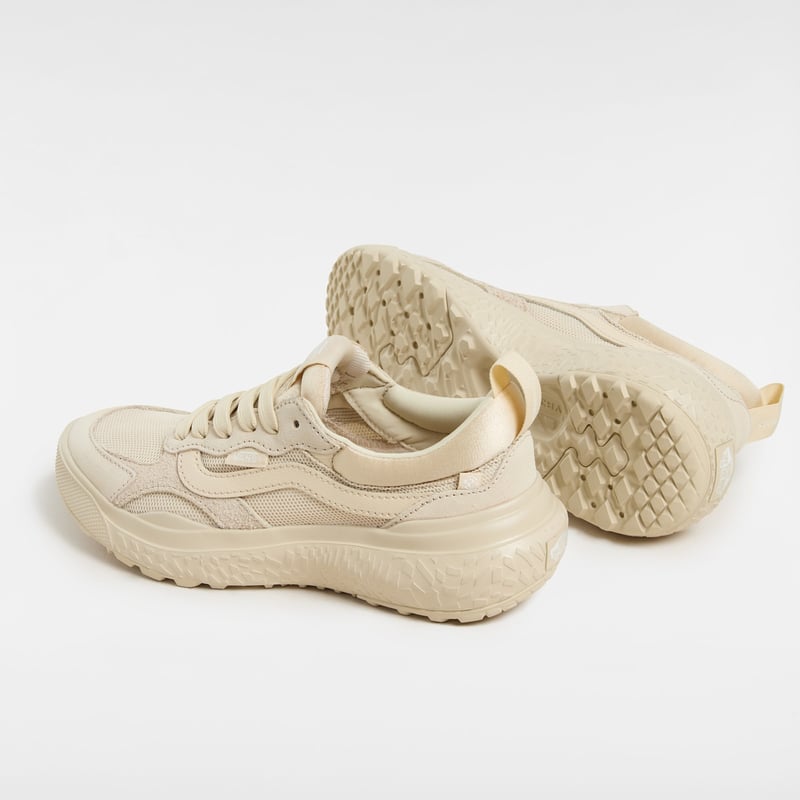 Vans MTE UltraRange Neo VR3 VN000CWECRM 03