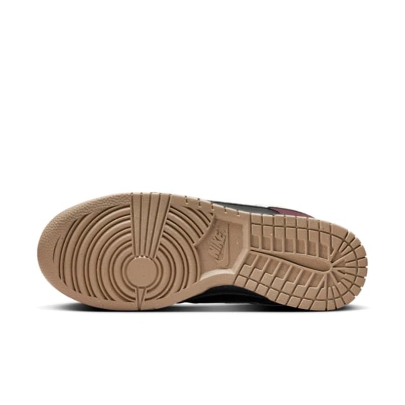 Nike Dunk Low Next Nature HM9658-600 02