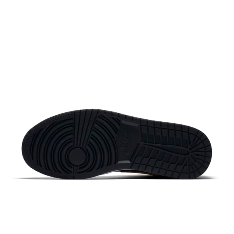 Jordan 1 Retro Mid 554724-071 02