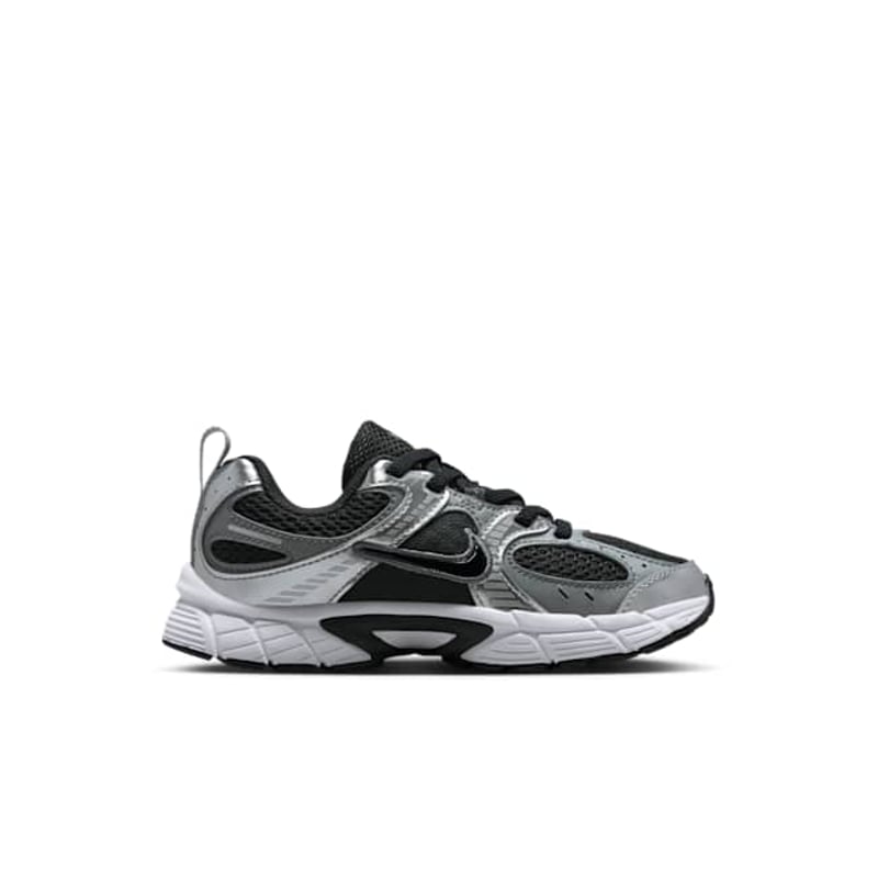 Nike V5 RNR HQ6412-001 03