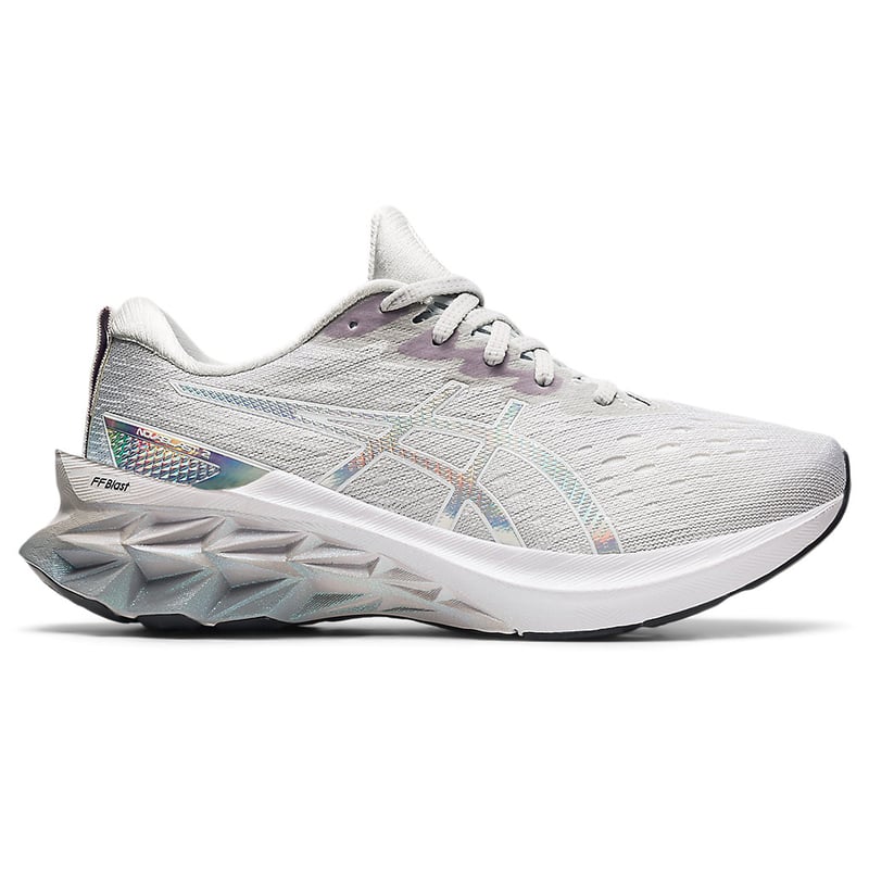 ASICS Novablast 2 Platinum 1012B131-020 01