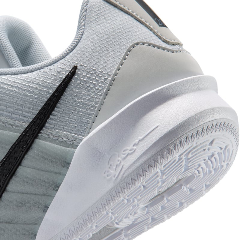 Nike Sabrina 3 basketbalschoenen "Wolf Grey & Black" | Dames | Basketbal | 07 | SPORTSHOWROOM
