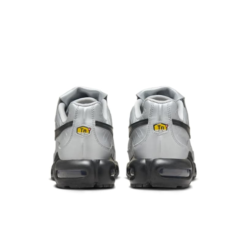 Nike Air Max Plus Tiempo HM6850-001 06